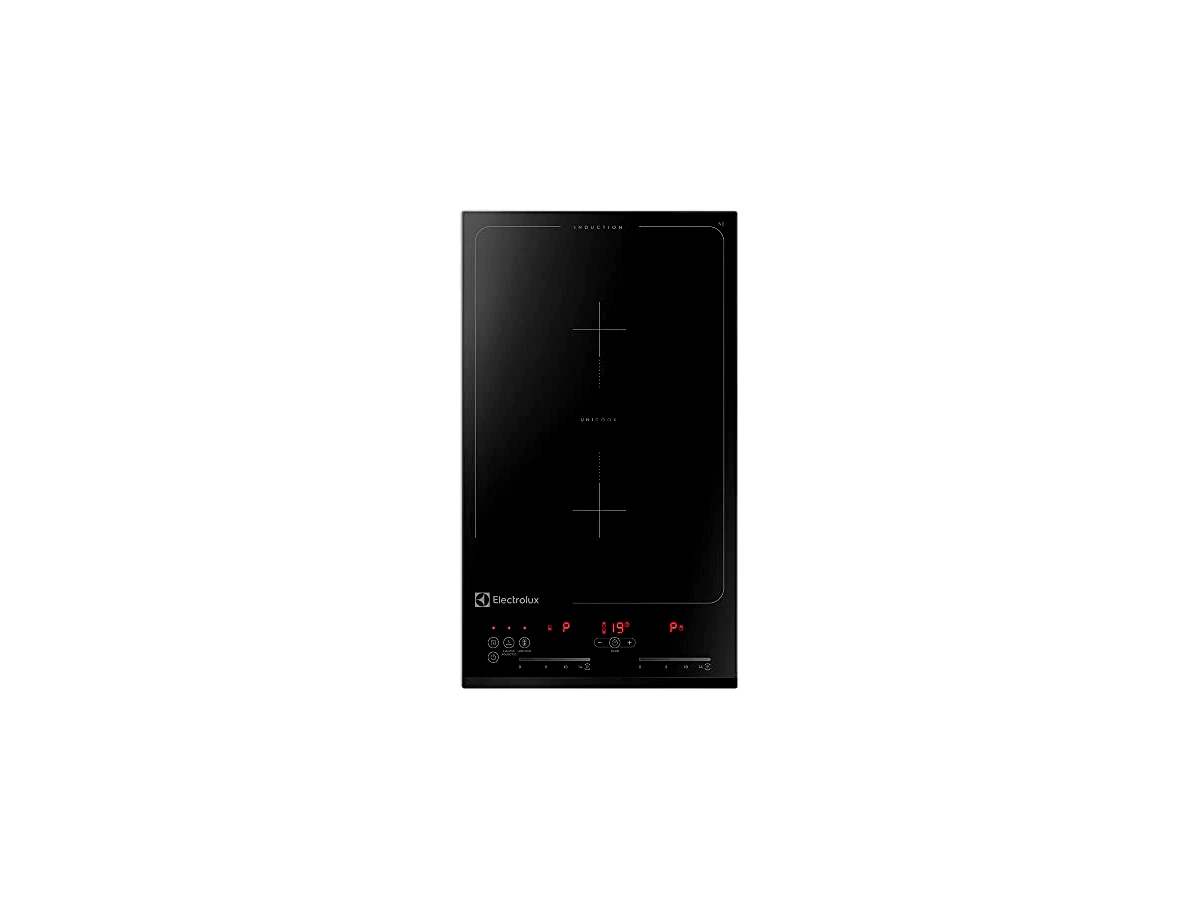 Revisão Electrolux IC30 (com função Unicook): O domínio absoluto de chapas retangulares em cozinhas compactas