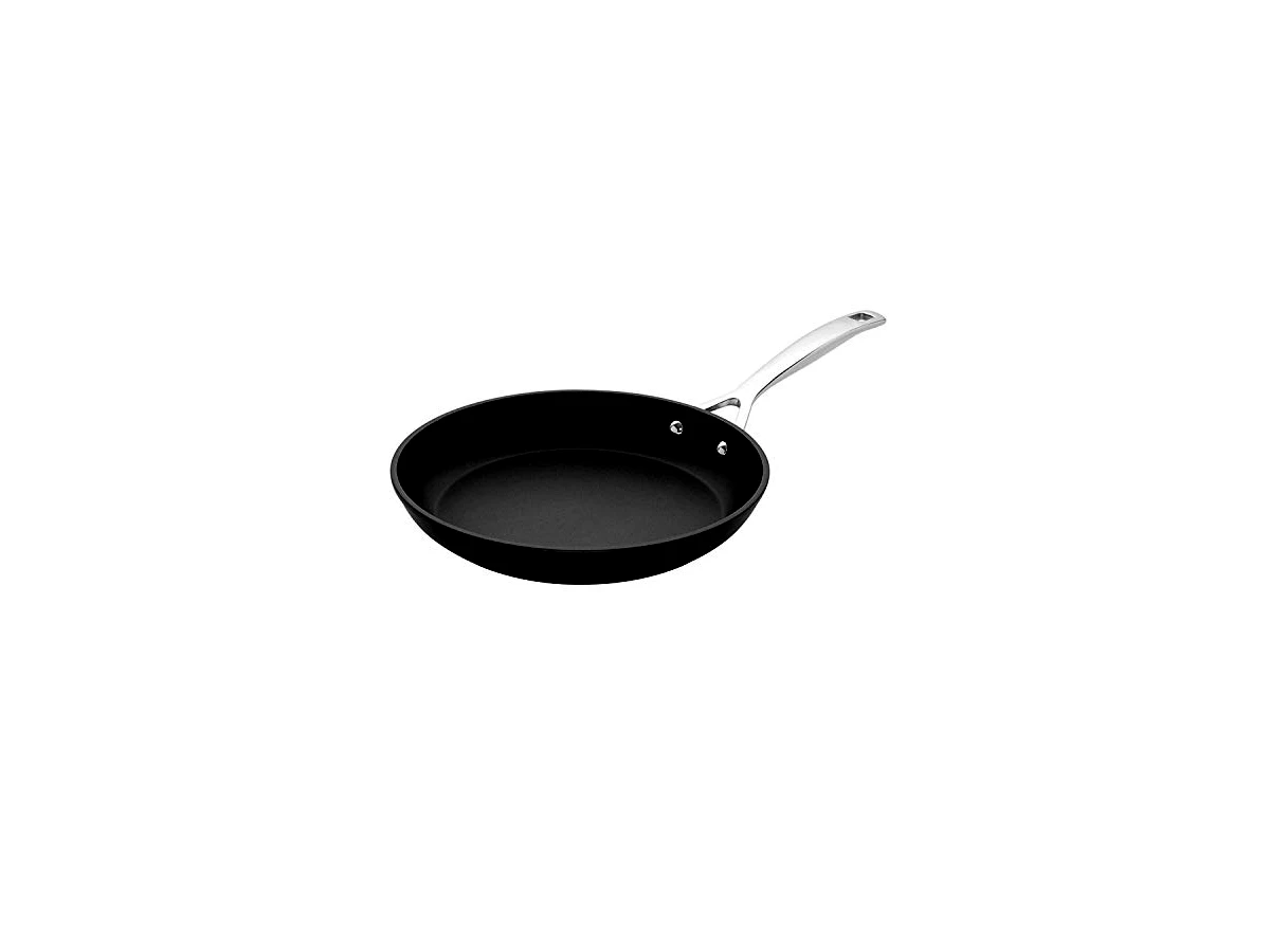 Revisão Frigideira Rasa Antiaderente Le Creuset TNS PRO (Toughened Non-Stick) com Cabo de Aço Inoxidável 20 cm: precisão térmica e durabilidade de luxo para a vida toda.